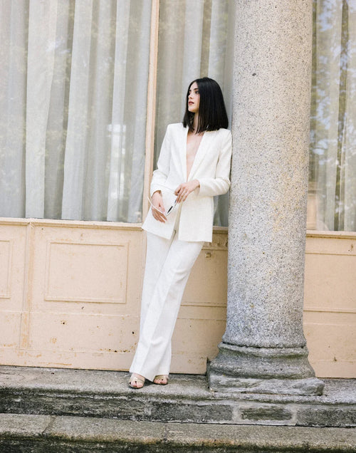 Come vestirsi per un matrimonio civile: 9 look da sposa contemporanei